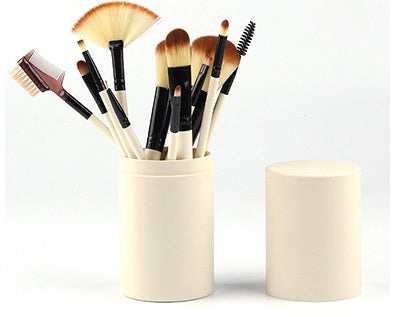 Kit com 12 Pincéis de Maquiagem – Pincéis para Blush, Sombra, Cílios e Iluminador