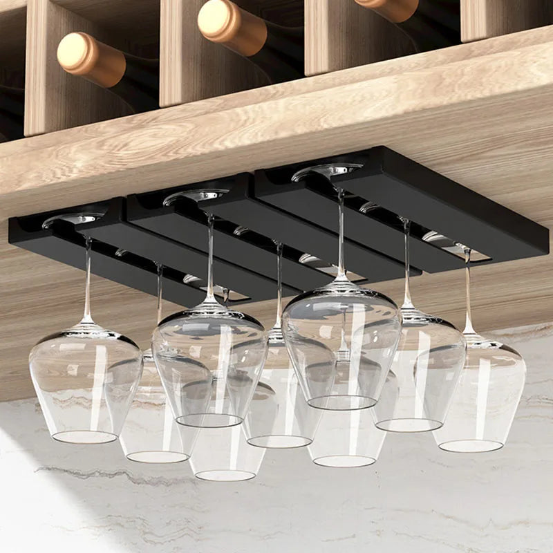 Suporte de Taças para Parede Sem Ferramentas – Expositor de Copos em Plástico Reforçado | Armazenamento de Taças de Vinho para Cozinha ou Bar | Economia de Espaço