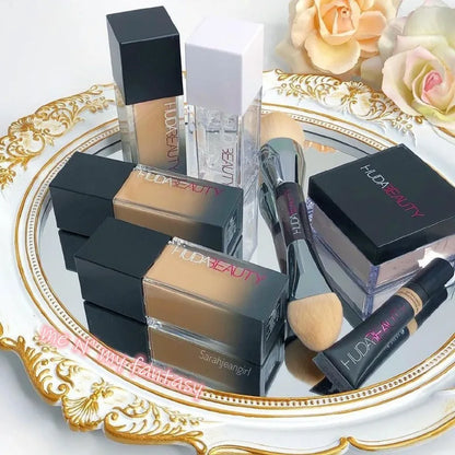 Base Líquida Huda Beauty Matte | Cobertura Total e Longa Duração