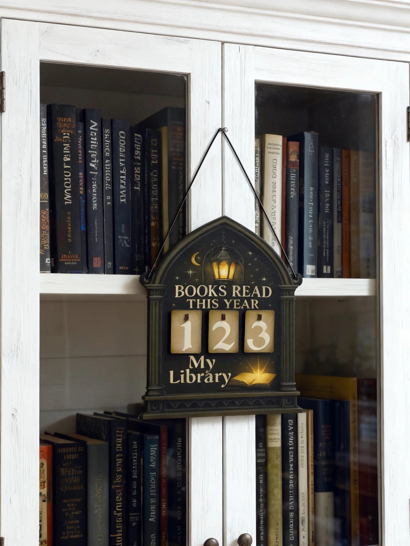Contador de Livros Lidos Decoração de Parede | Design Gótico Lua para Biblioteca e Leitores