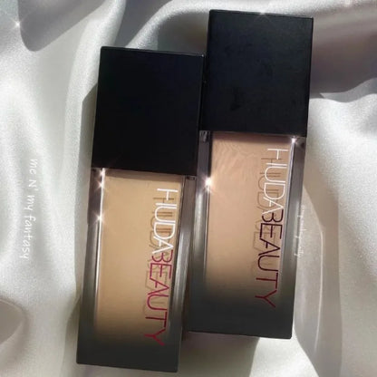 Base Líquida Huda Beauty Matte | Cobertura Total e Longa Duração