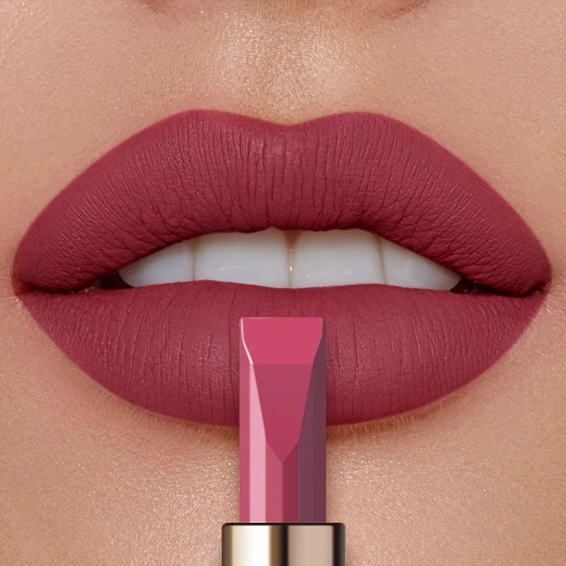 Batom Matte Aveludado 3.5g | Impermeável e Sedoso para Uso Diário