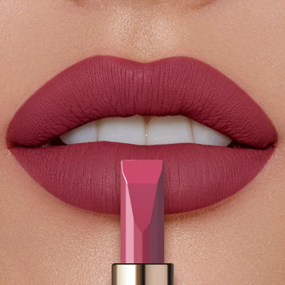 Batom Matte Aveludado 3.5g | Impermeável e Sedoso para Uso Diário