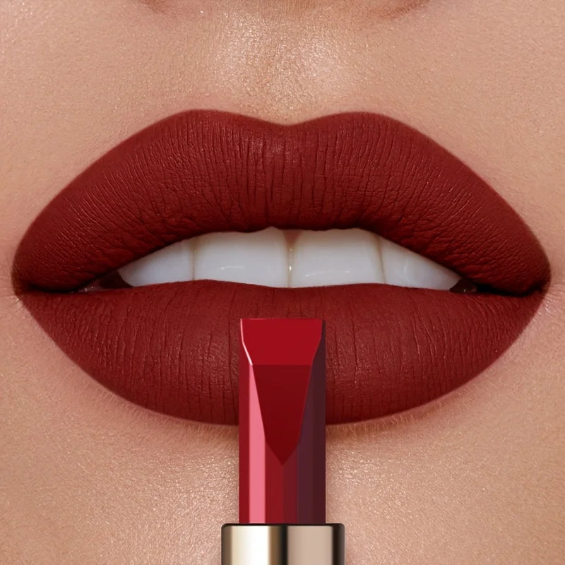 Batom Matte Aveludado 3.5g | Impermeável e Sedoso para Uso Diário