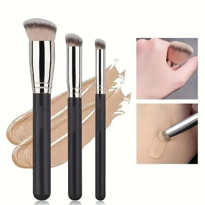 Kit com 3 Pincéis de Corretivo – Tamanhos Pequeno, Médio e Grande | Pincéis Profissionais para Corrigir e Cobrir Acne, Manchas e Olheiras