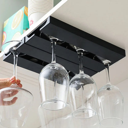 Suporte de Taças para Parede Sem Ferramentas – Expositor de Copos em Plástico Reforçado | Armazenamento de Taças de Vinho para Cozinha ou Bar | Economia de Espaço