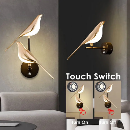Arandela LED Pássaro Magpie Giratória 360° Dourada - Luminária Parede Nórdica para Quarto e Sala