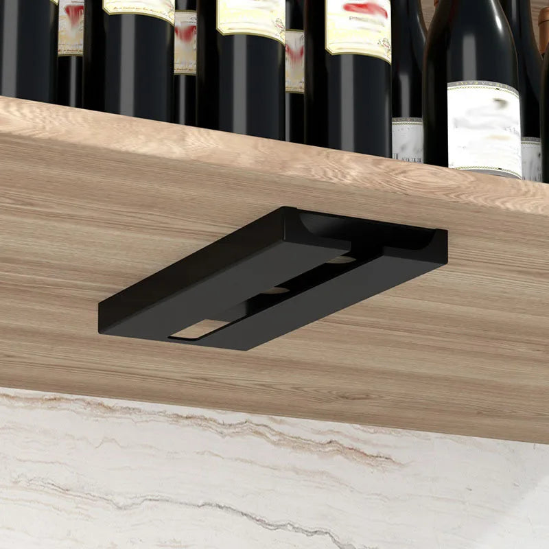 Suporte de Taças para Parede Sem Ferramentas – Expositor de Copos em Plástico Reforçado | Armazenamento de Taças de Vinho para Cozinha ou Bar | Economia de Espaço